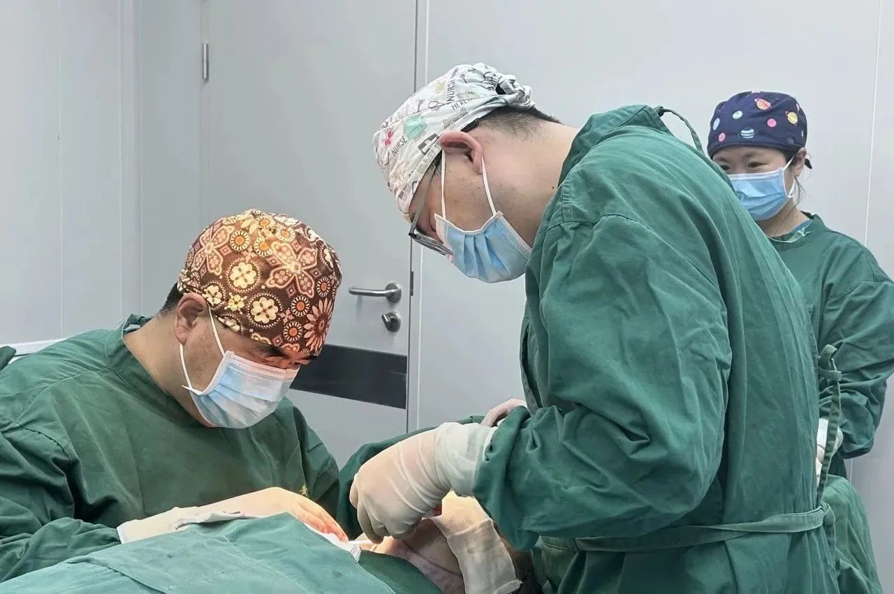 所有的坚持与付出都是值得的,因为我找回了那久违的自信和美丽。 所有的坚持与付出都是值得的,因为我找回了那久违的自信和美丽。